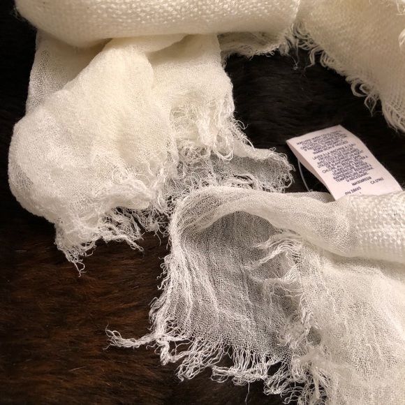 Melrose and Market Ivory Scarf - Picture 3 of 4